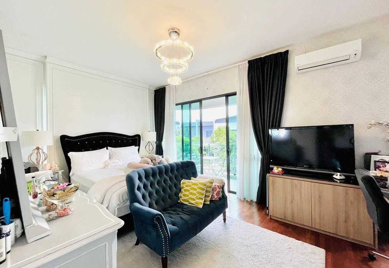 Lepironia Gardens, Setia Eco Glades