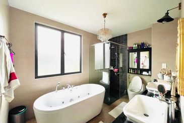 Lepironia Gardens, Setia Eco Glades