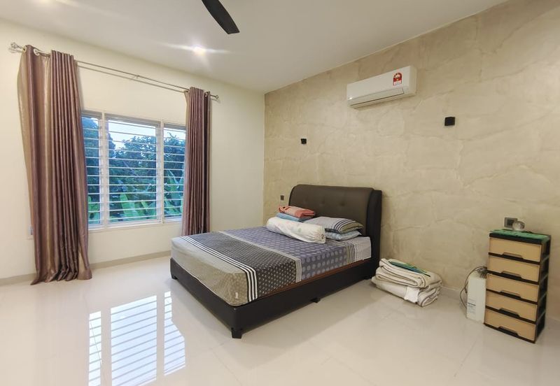 Semi D 2.5 Storey Taman Melawati Jalan K Fully Renovated