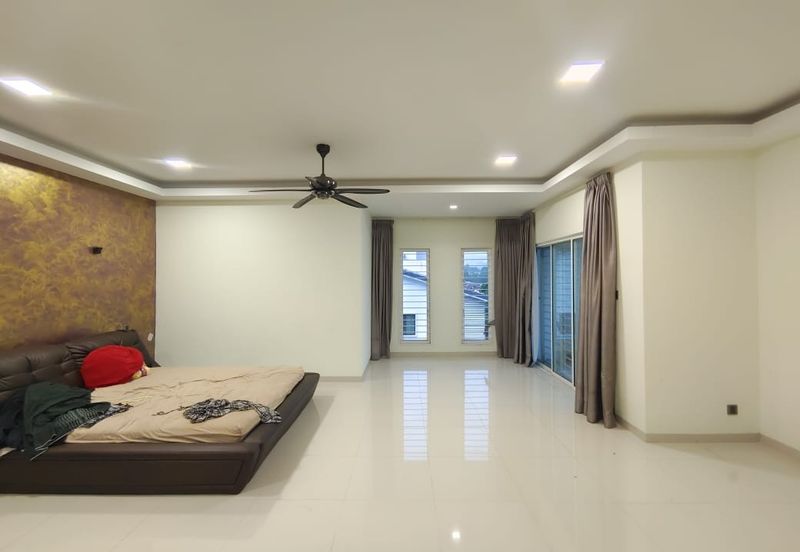 Semi D 2.5 Storey Taman Melawati Jalan K Fully Renovated