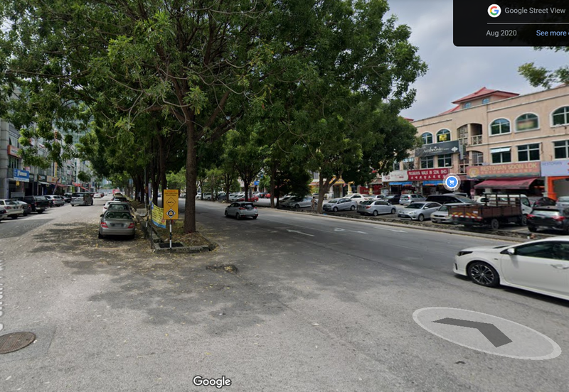 Puchong Corner Bandar Puteri Shop Office Main Road for Sale
