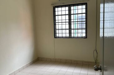 Jalan Bukit Rahman Putra