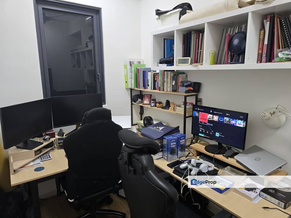 Sunway Serene Petaling Jaya 1233sqft High Floor 3+1 Rooms , Selangor, Kelana Jaya