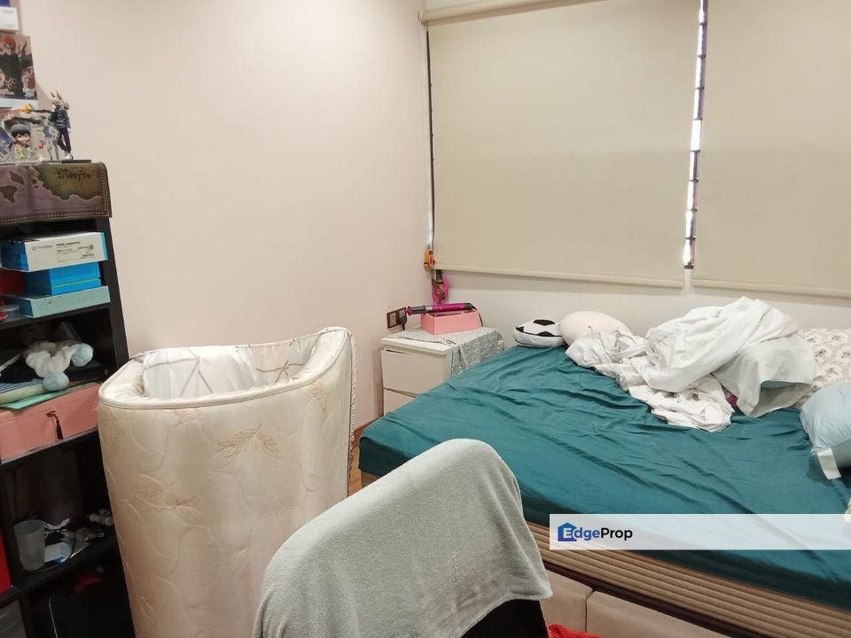 Bangsar Heights Condominium Corner Lot 1565sqft Recent Renovation Middle Floor , Kuala Lumpur, Bangsar