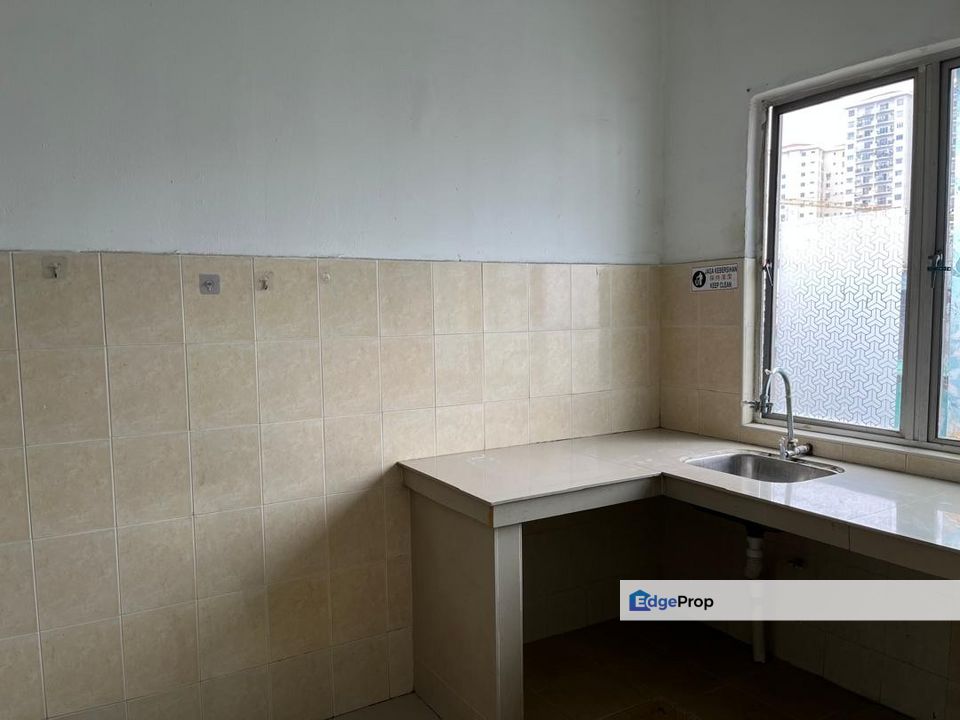 Teratai Mewah Setapak Corner Unit 721sqft Basic , Kuala Lumpur, Setapak