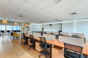 Menara EcoWorld (The Stride Strata Office @ BBCC)