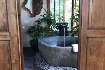 Perdana Lakeview East