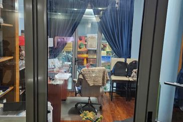 Changkat Kiara Surya