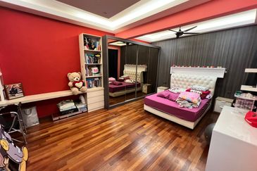 Changkat Kiara Surya