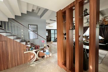 Changkat Kiara Surya