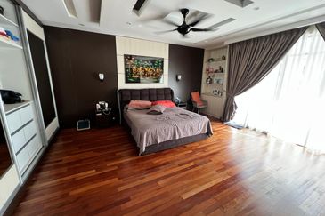 Changkat Kiara Surya