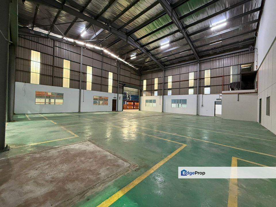  Puchong Taman Perindustrian Putra Factory B: 29,500sf L: 21,200sf to Let Putra Heights Saujana Putra, Selangor, Puchong