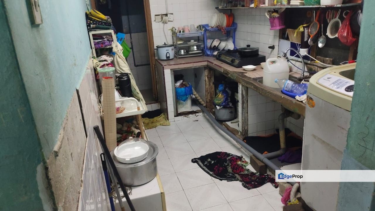 Selayang Flat Blok 21 Jalan 152A Taman Wilayah Selayang Apartment , Selangor, Selayang