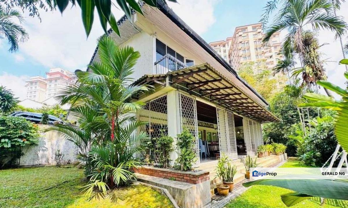 Seksyen 16 End Lot Bungalow Land: 10,600sf 2sty Section 16 Petaling Jaya University Malaya, Selangor, Petaling Jaya