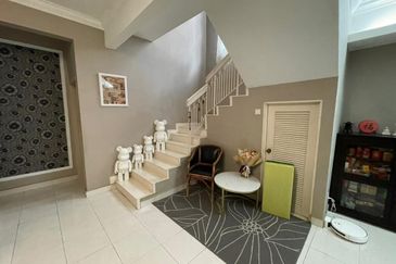 Puchong Bandar Puteri 12 End Lot 22x70 Terrace 2 Storey Renovated