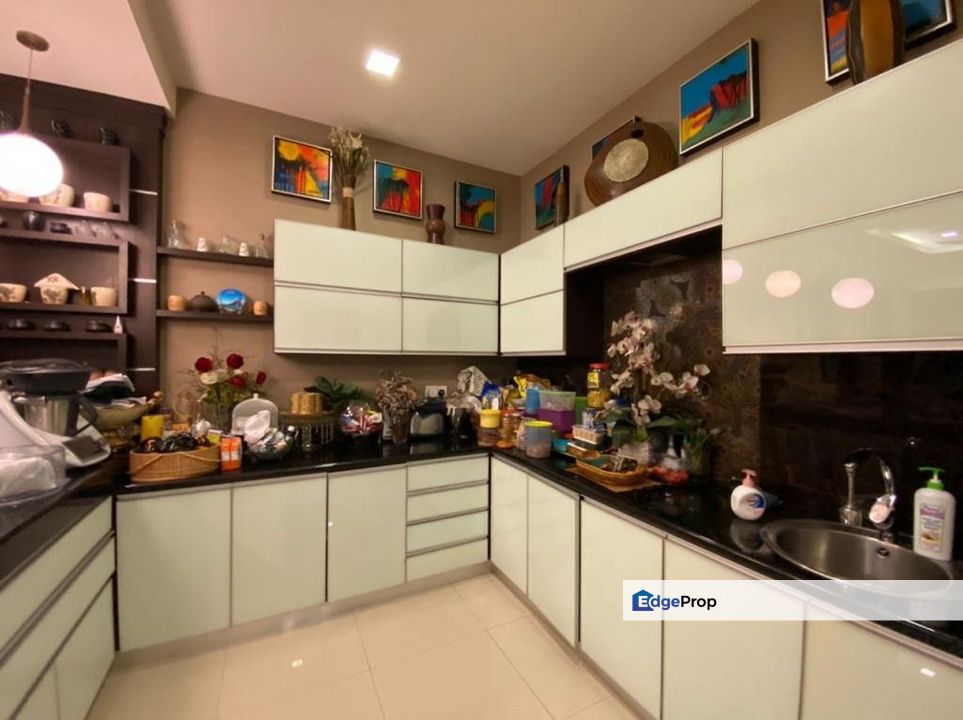 Kiaraview End Lot Desa Sri Hartamas Semi D Fully Furnished Malay Reserved, Kuala Lumpur, Sri Hartamas 