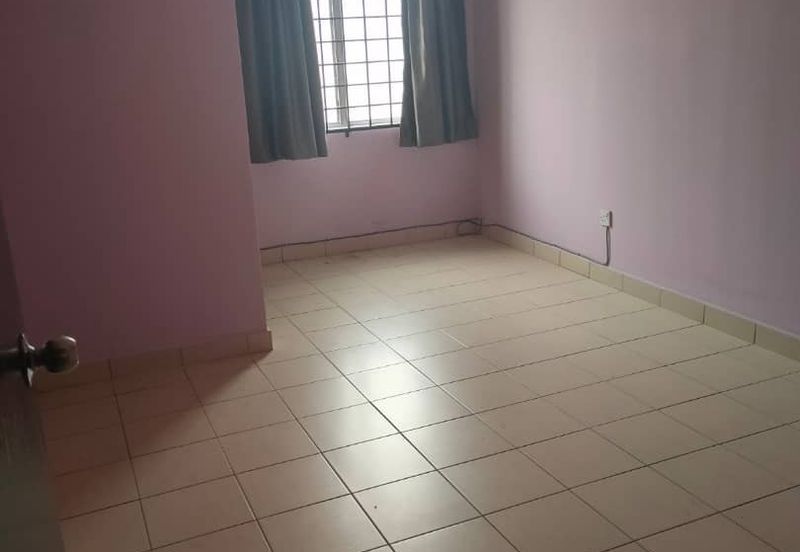 Petaling Jaya Saujana Damansara 2sty Terrace 20x65 Damansara Damai Leasehold