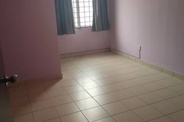 Petaling Jaya Saujana Damansara 2sty Terrace 20x65 Damansara Damai Leasehold