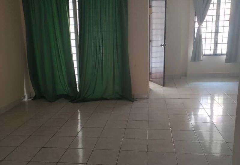 Petaling Jaya Saujana Damansara 2sty Terrace 20x65 Damansara Damai Leasehold
