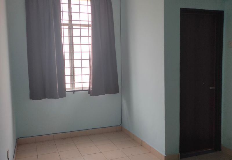 Petaling Jaya Saujana Damansara 2sty Terrace 20x65 Damansara Damai Leasehold