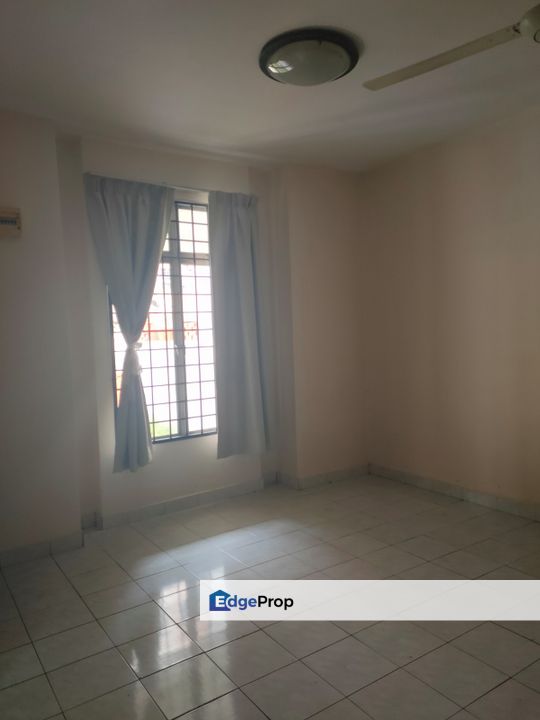 Petaling Jaya Saujana Damansara 2sty Terrace 20x65 Damansara Damai Leasehold, Selangor, Damansara Damai