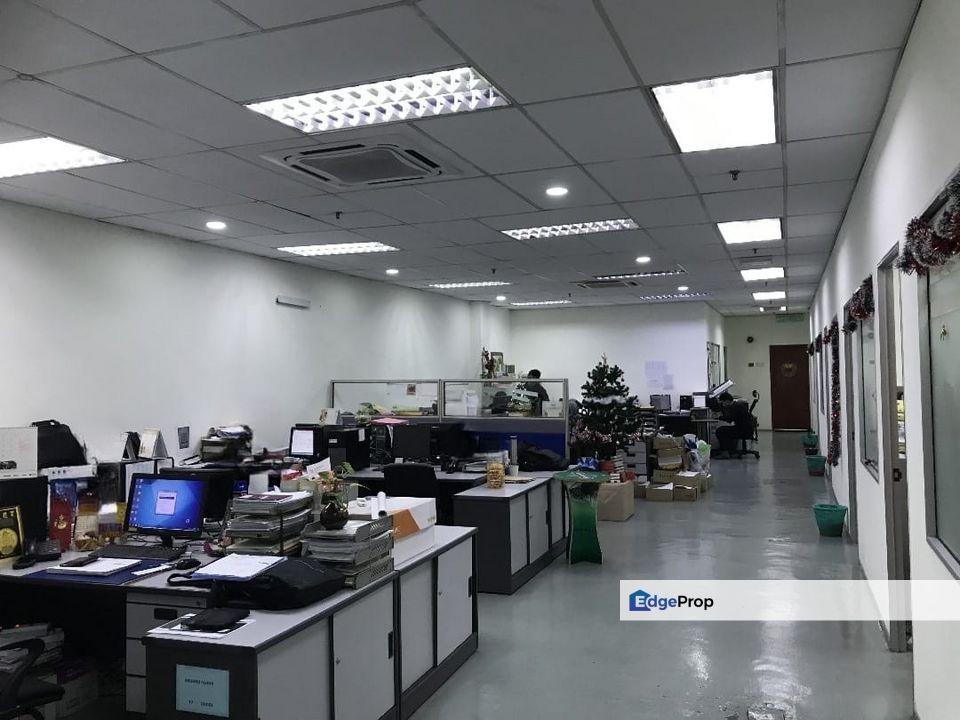 Subang Taman Perindustrian Subang Warehouse 1sty Land 2.1 Acres 56,000sf Build Up, Selangor, Subang Jaya