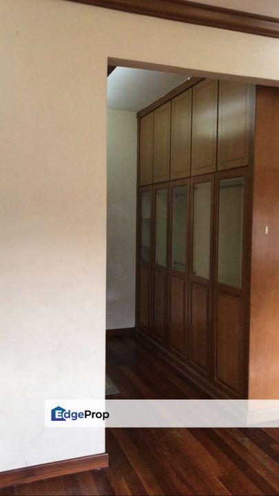 Bukit Rahman Putra Sungai Buloh End Lot 2 Storey Terrace Link End Lot, Selangor, Sungai Buloh