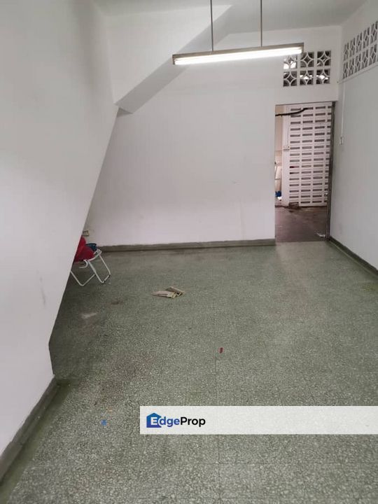 Paramount Garden Petaling Jaya 25x75 Townhouse 2sty Link, Selangor, Petaling Jaya