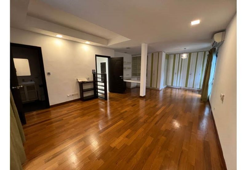 Paramount Garden (Taman Paramount)