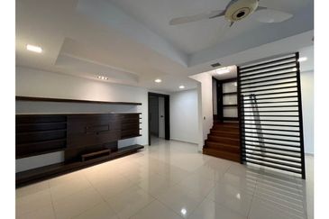 Paramount Garden (Taman Paramount)