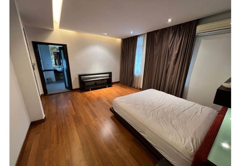 Paramount Garden (Taman Paramount)