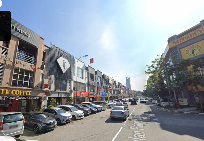 Sri Petaling ROI 5.5% 3sty Shop Main Road Fully Tenanted High Traffic Row Bandar Baru Sri Petaling