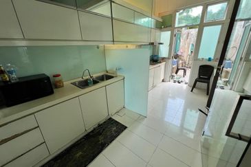 3 sty semi D Renovated at Segambut Laman Damansari