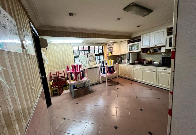 3 sty semi D Renovated at Segambut Laman Damansari