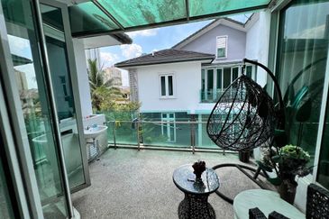 3 sty semi D Renovated at Segambut Laman Damansari