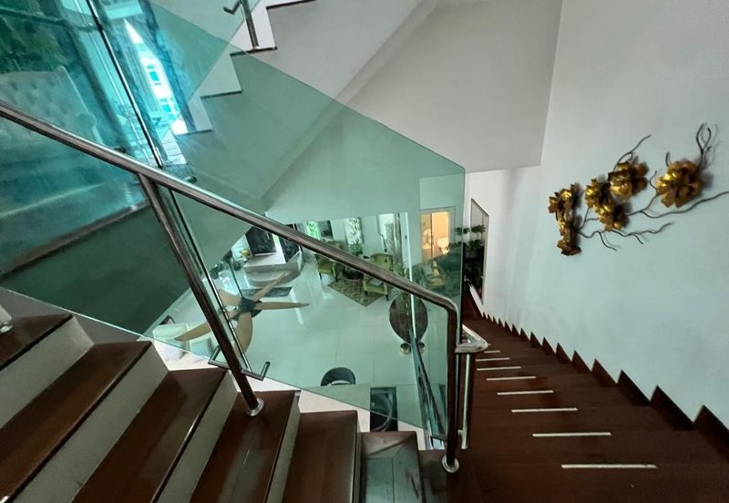 3 sty semi D Renovated at Segambut Laman Damansari