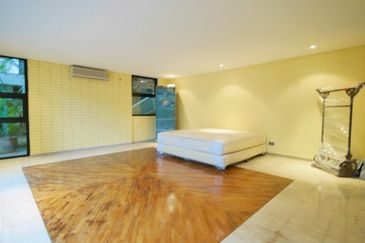 Bukit Tunku Taman Tunku Resort Bungalow Land Size 20k Built Up 15k Kuala Lumpur