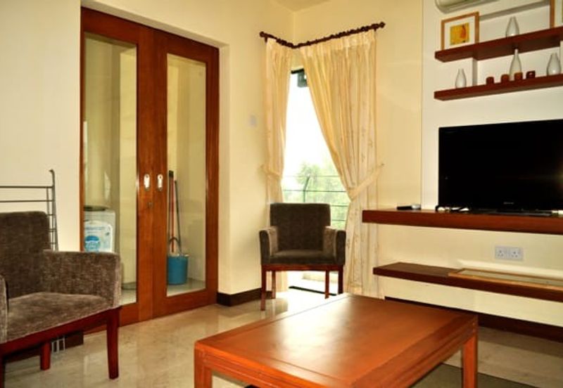 10 Semantan Suites (Sematan Avenue)