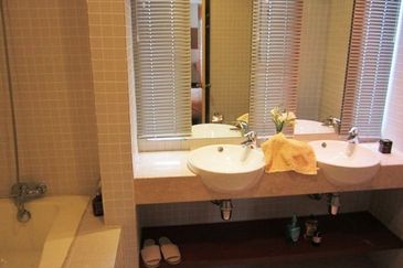 10 Semantan Suites (Sematan Avenue)