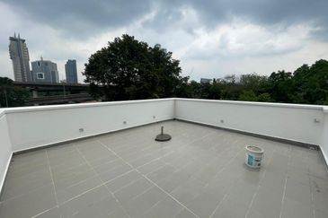 KLCC Bungalow 4 Storey Land Size 4800sqft Kampung Datuk Keramat KL