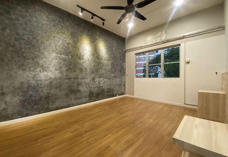 SL 11, Bandar Sungai Long