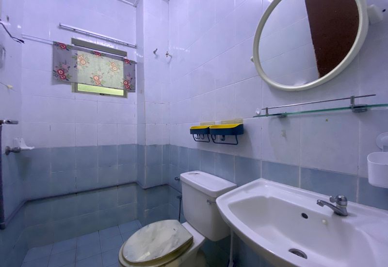 SL 11, Bandar Sungai Long