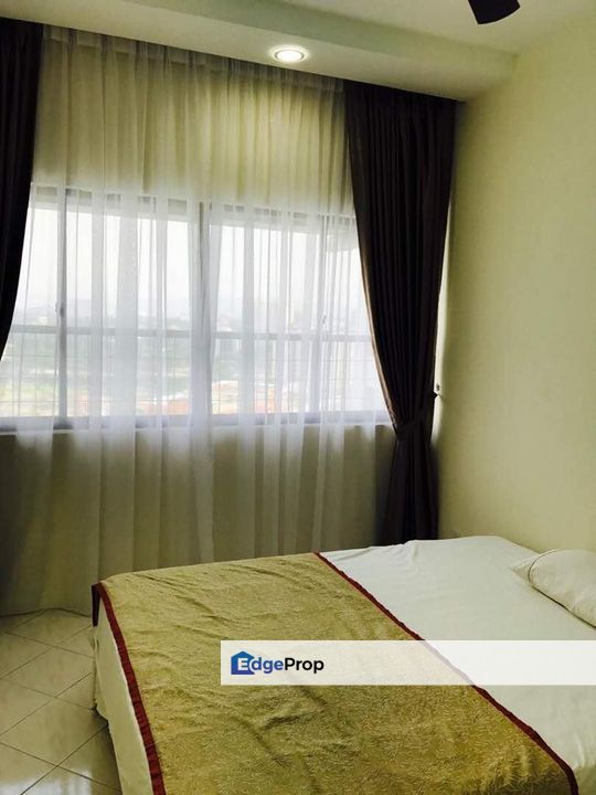 Bangsar Heights Corner Lot 1500sqft Condo Fully Furnished Renovated, Kuala Lumpur, Bangsar