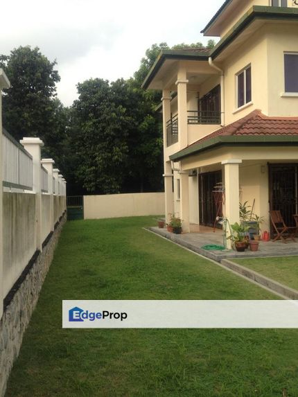 Seri Kembangan End Lot 2.5sty Terrace The Eminence 22x75 Bandar Putra Permai, Selangor, Seri Kembangan