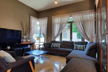 3 sty Semi-D house at Changkat Kiara Surya Dutamas