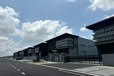 Elmina Business Park