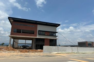 Elmina Business Park