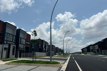 Elmina Business Park