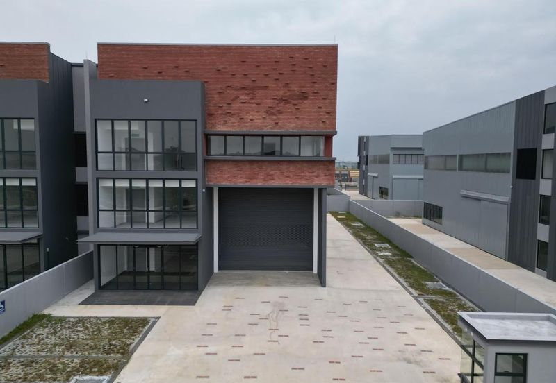 Elmina Business Park