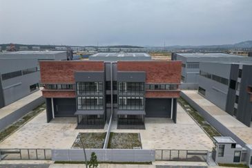 Elmina Business Park
